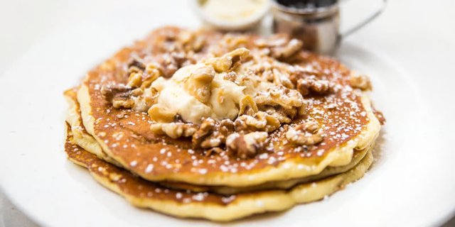 Cinnamon Swirl Pancakes