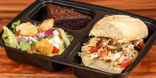 Grilled Chicken Club Boxed Meal