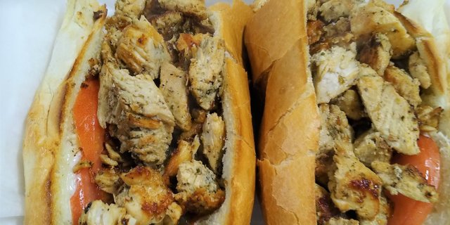 Grilled Chicken Club Sandwich