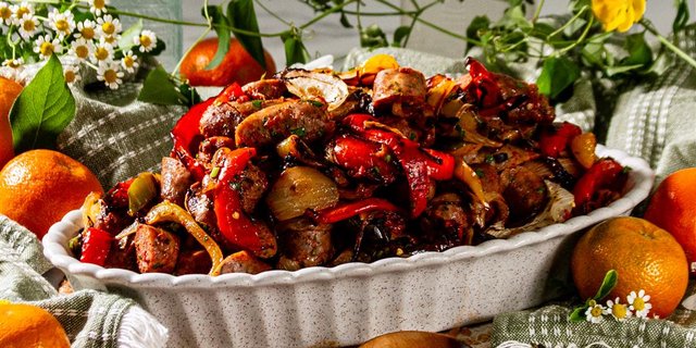 Classic Sausage & Peppers