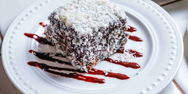 Aussie Lamington