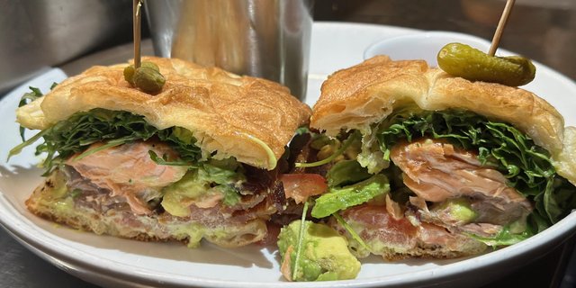 Salmon BLT Sandwich