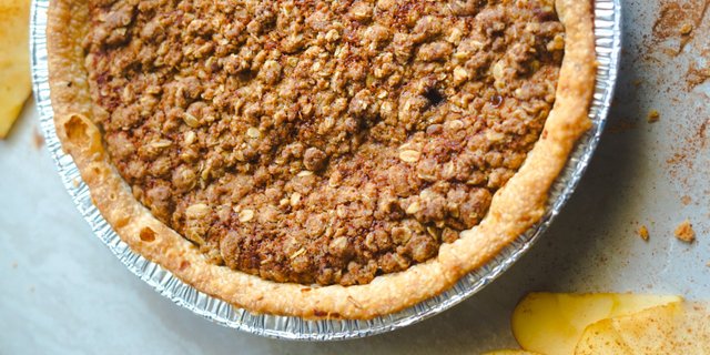 Apple Crumb Pie