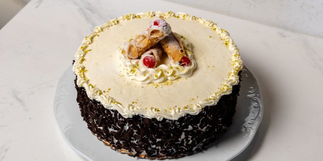 Chocolate Cannoli Cake