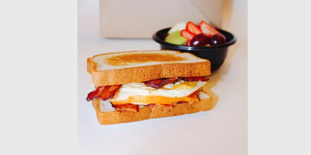 Gluten-Free Bacon Breakfast Sandwich Box