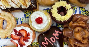 Nana's Daylight Donuts