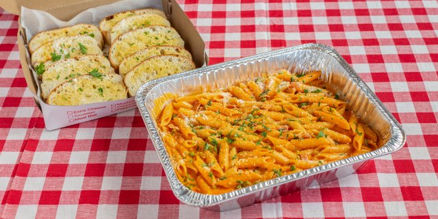 Penne alla Vodka Tray