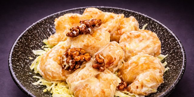 Walnut Prawns