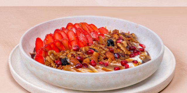 Tahini Granola Bowl