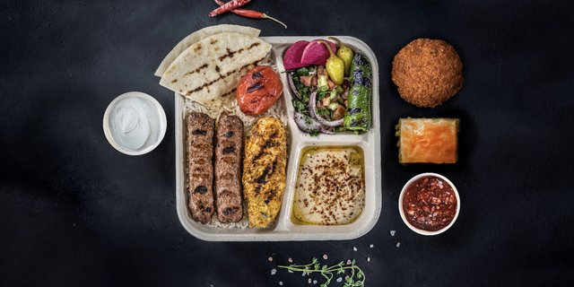 Super Plate Boxed Lunch