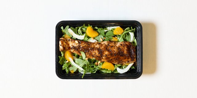 Salmon, Arugula & Fennel Salad Boxed Lunch