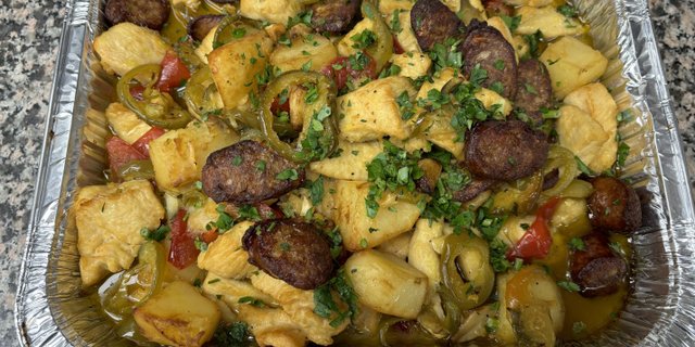 Chicken Scarpariello Tray