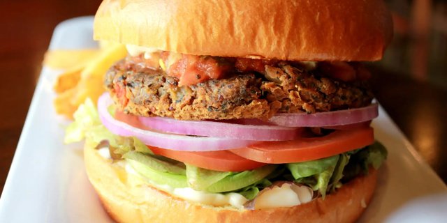 Vegan Spicy Black Bean Burger