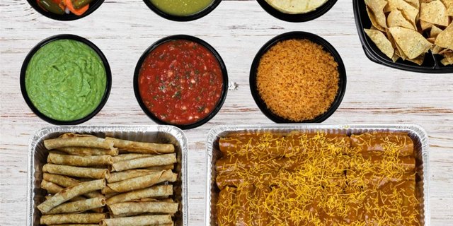 Buffet #4 (Enchilada + 3 Rolled Tacos)