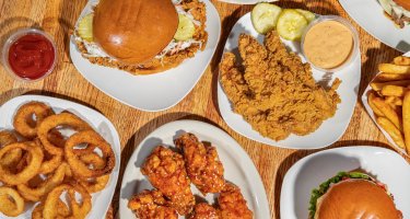 The Club Burgers & Hot Chicken