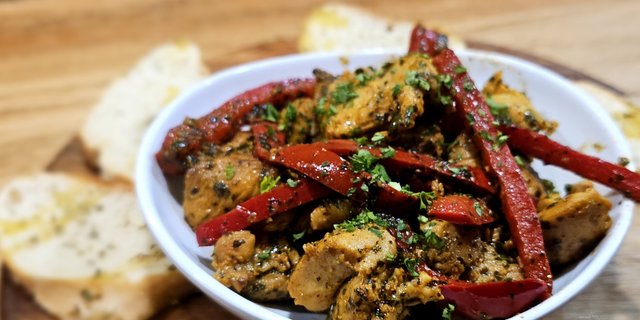 Pollo y Pimientos