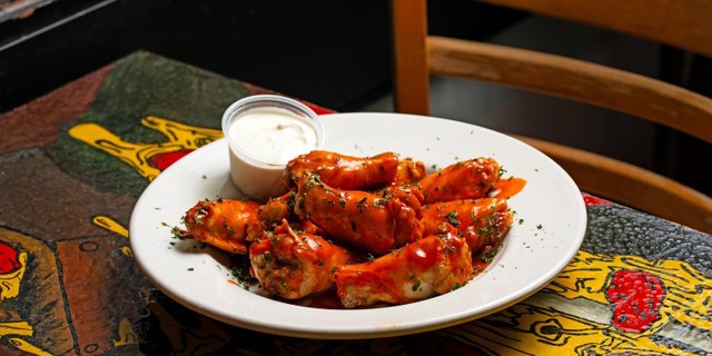 Jumbo Hot Wings