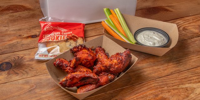 Wings Box Lunch