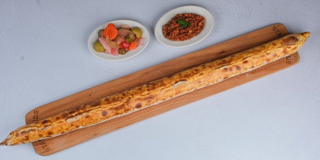 Closed Minced Meat & Cheese Pide