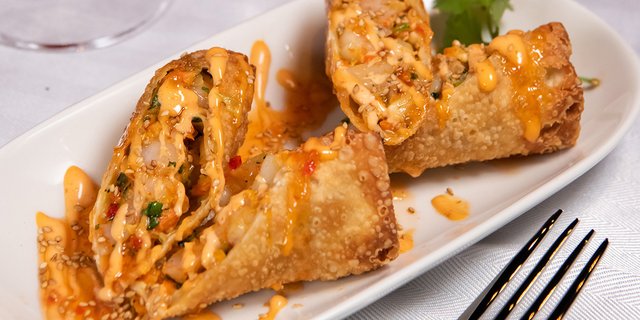 Spicy Shrimp Eggrolls
