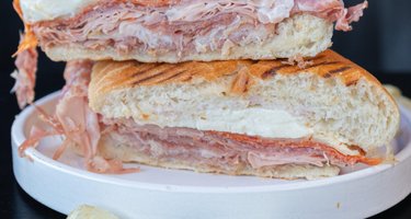 Bruzzese's Italian Gourmet
