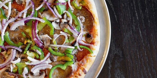 'House' of Rock Pizza
