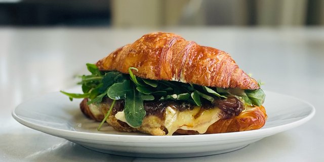 Brie & Caramelized Onion Croissant Sandwich