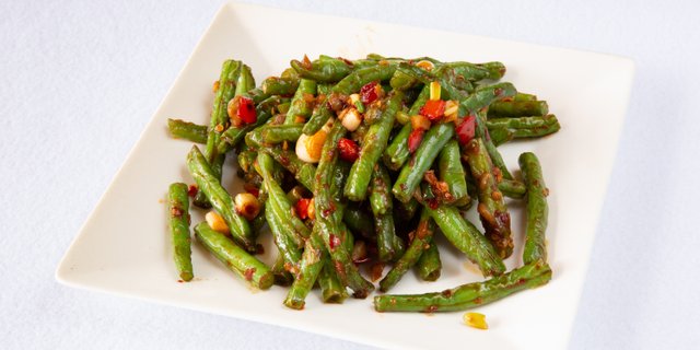 Dry-Cooked String Beans Tray