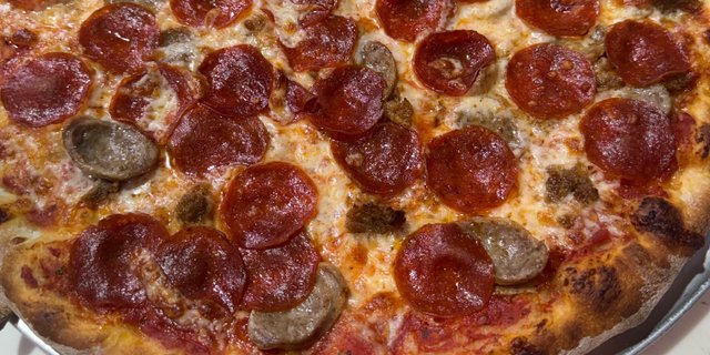 16" Meatlovers pizza