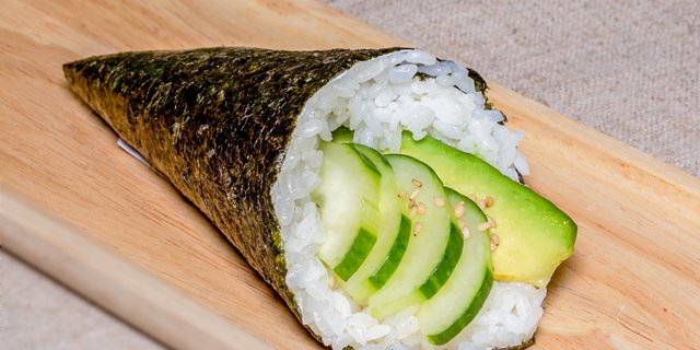 Avocado Cucumber Hand Roll