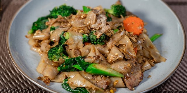 Pad See Ew