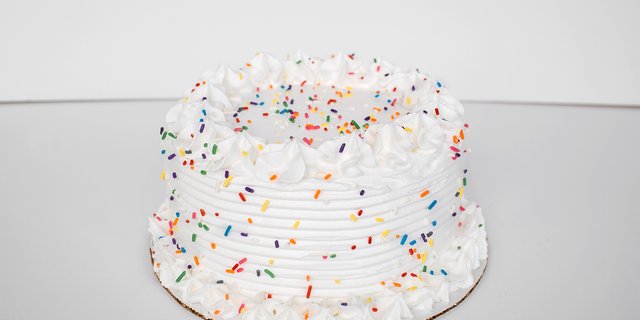 Confetti Frozen Yogurt Cake