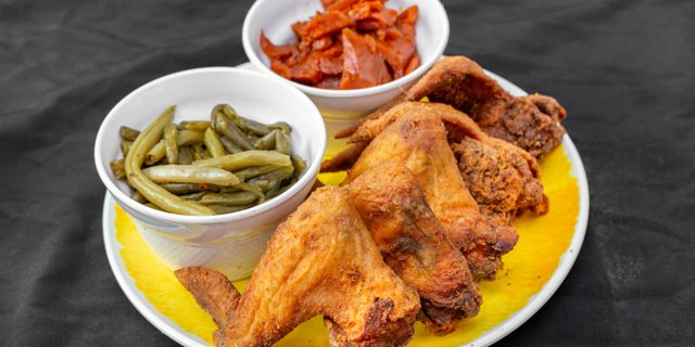 Deep-Fried Wing Dinner