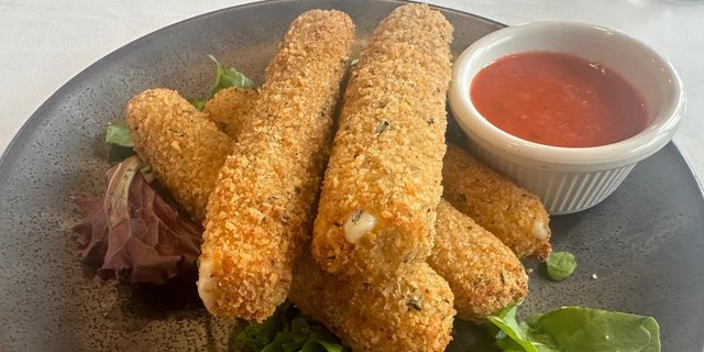 Mozzarella Sticks