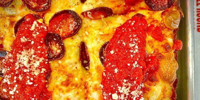 Individual Pepperoni Pizza