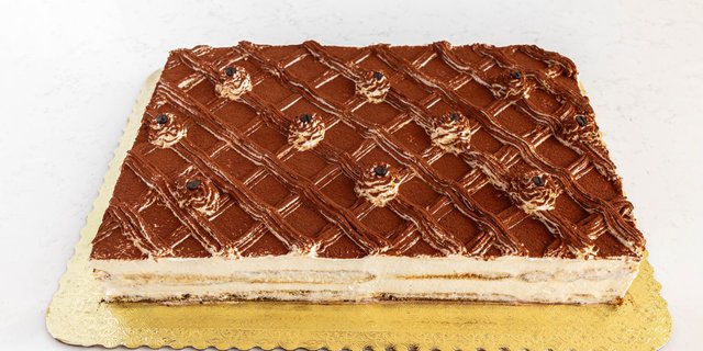 Tiramisu Cake