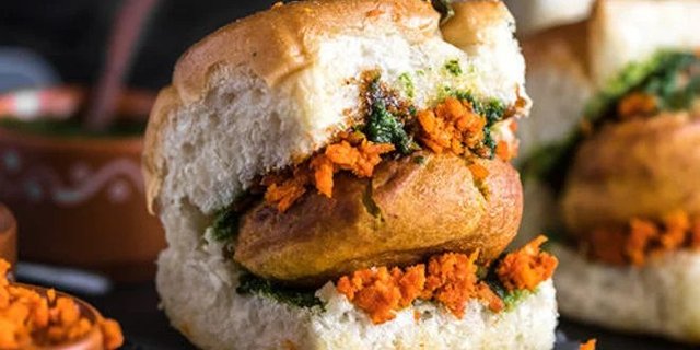 Classic Vada Pav