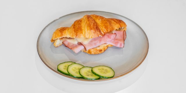 Ham & Cheese Medialuna
