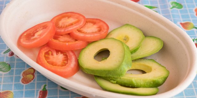 Tomato & Avocado Salad