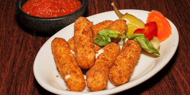 Mozzarella Sticks