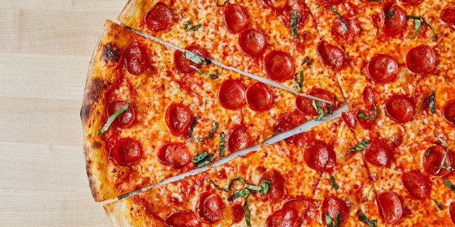 Pepperoni Round Pizza