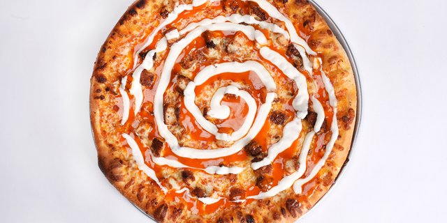 Buffalo Chicken Supreme Pizza