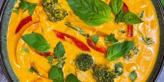 Vegan Panang Curry Tray