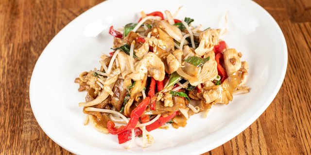 Pad Kee Mow Box