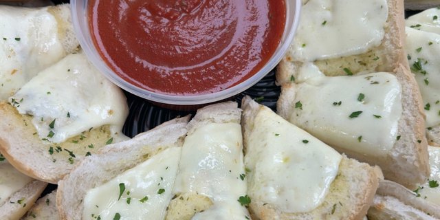 Garlic Cheese Bread