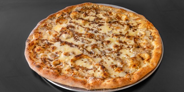 Truffle Cacio e Pepe Pizza