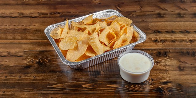 Queso Dip w/ Chips