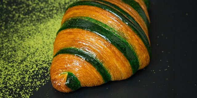 Matcha Croissant