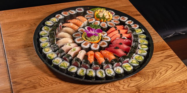 Medium Sushi Platter 2
