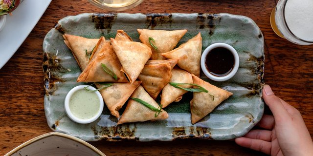 Beef Samosas Tray
